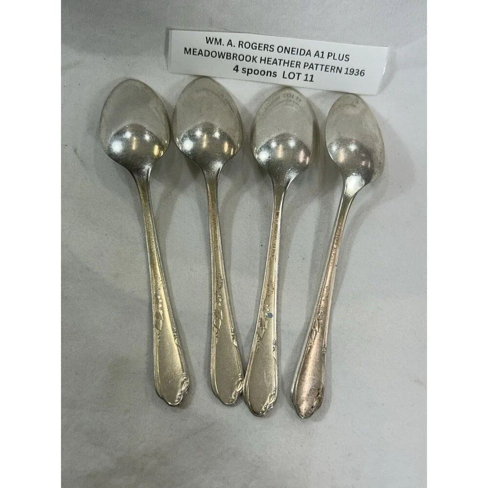 Wm A Rogers Oneida Meadowbrook Heather A1 Plus 4 Teaspoons Silverplate VTG